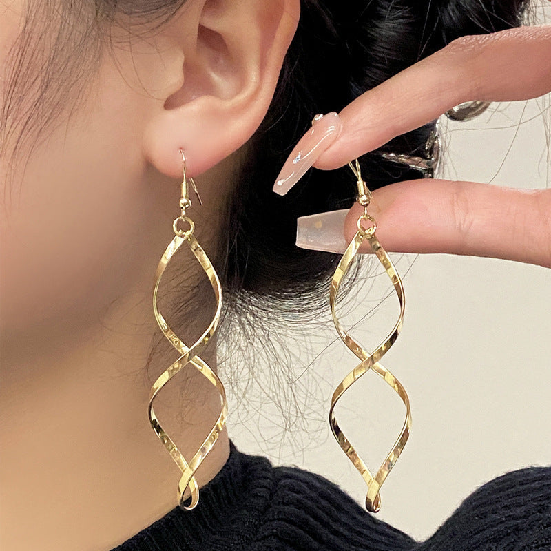 Spiral Dangle Earrings | Gold