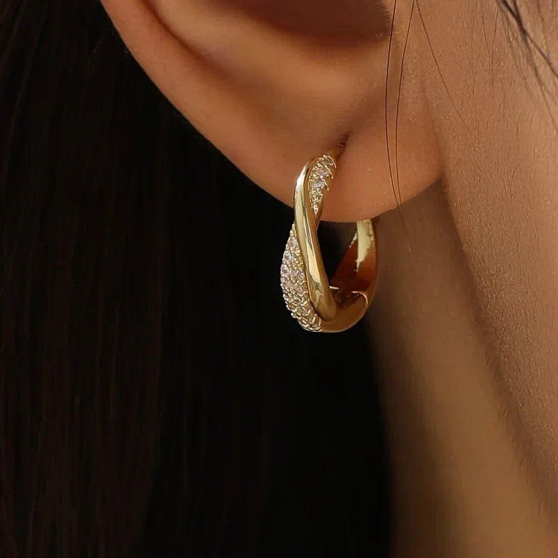 TWISTED CZ HOOPS
