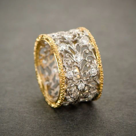 Mika - Vintage Zirconia Ivy Ring