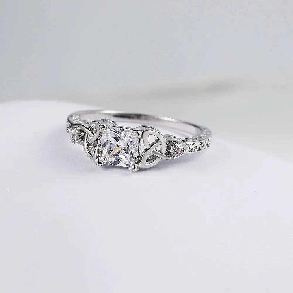 Silver Center Square Gem Knot Design Ring