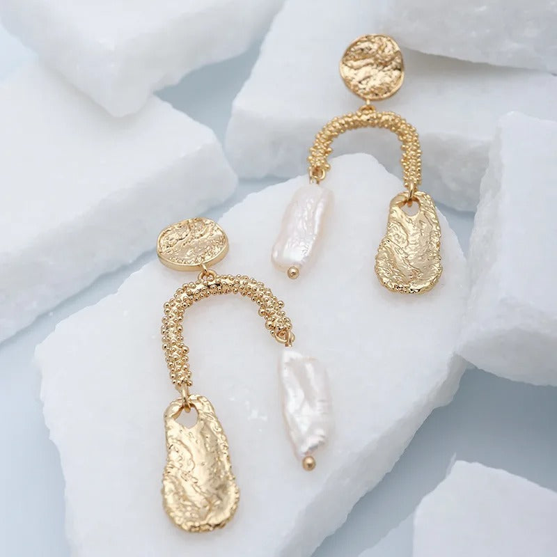 Vintage Gold Freshwater Pearl Dangle Earrings