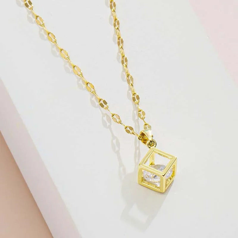 Vintage Gold Crystal-Clear Cube Pendant Necklace