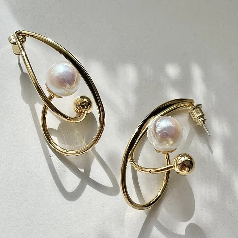 Vintage Gold Pearl Teardrop Earrings