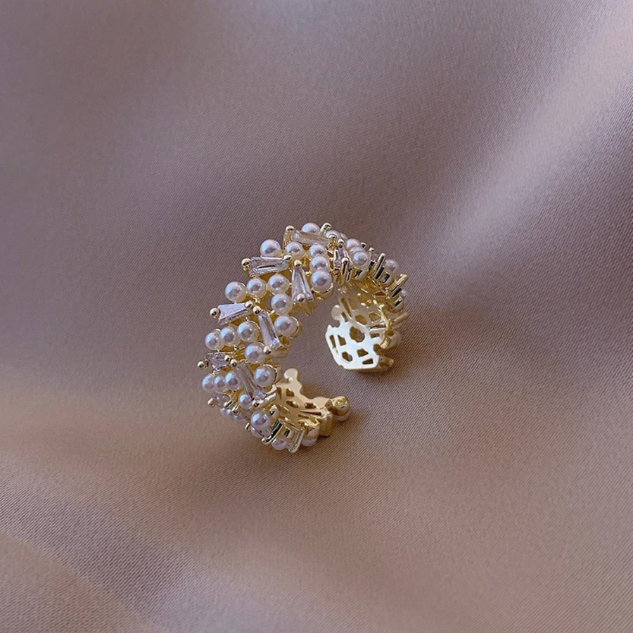 Vintage Pearl & Crystal Gold Adjustable Ring