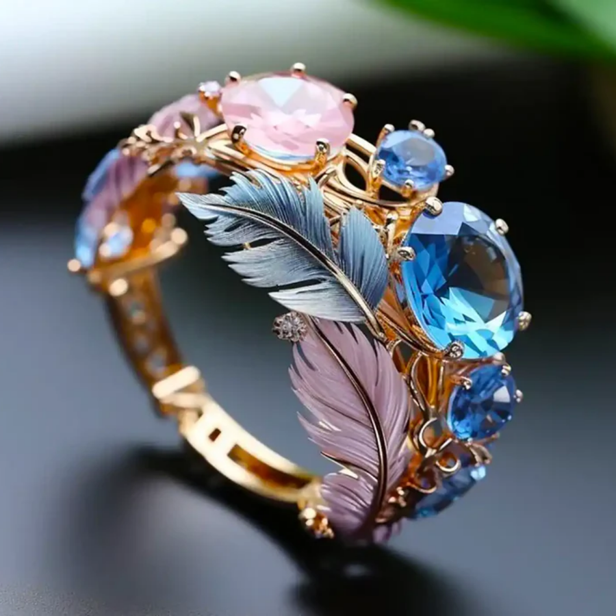 Vintage Exotic Feather Crystal Ring